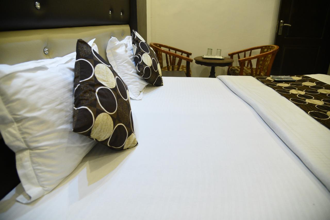 Heritage Inn Ню Делхи Екстериор снимка